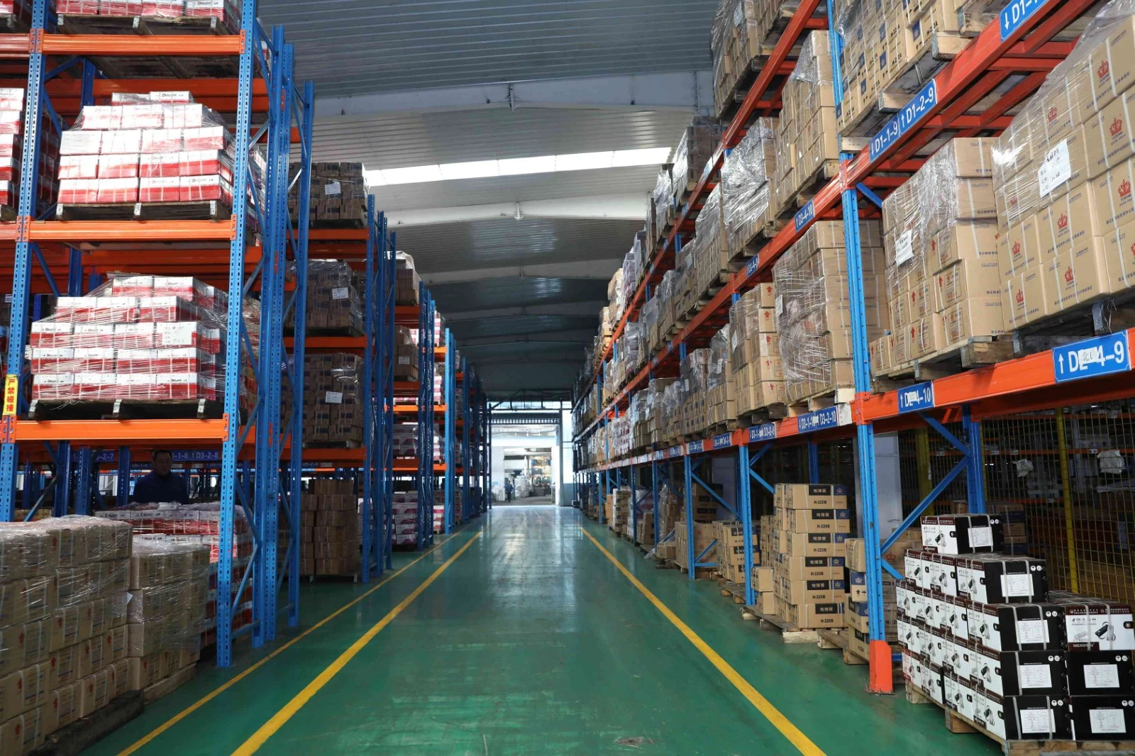 warehouseing (1).jpg